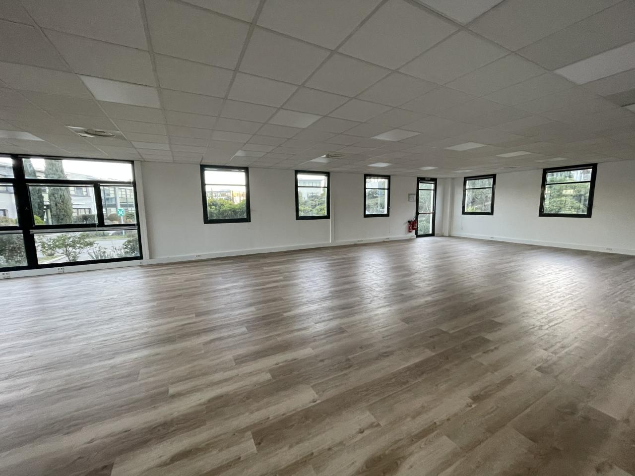 Bureau Aix-en-Provence 303m² Location bureau Aix-en-Provence Bouches-du-Rhône OLBUR2420499 5